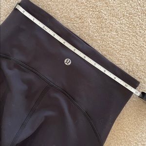 Lululemon high waisted legging size 6